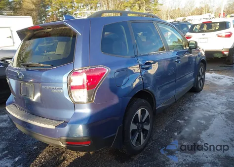 2017 Subaru Forester 2.5I Premium z USA, uszkodzony, nr VIN JF2SJAGC9HH517646